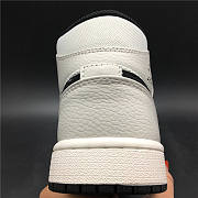 Air Jordan 1 Mid SE Light Bone 852542-002 - 2