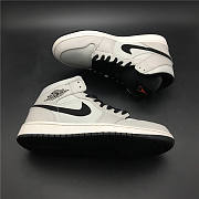 Air Jordan 1 Mid SE Light Bone 852542-002 - 3