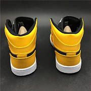 Air Jordan 1 Mid 'University Gold' 554724-700 - 5