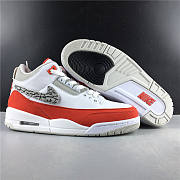 Air Jordan 3 Retro Tinker White University Red  - 5