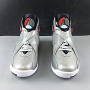 Air Jordan 8 “Reflective Bugs Bunny”  - 3