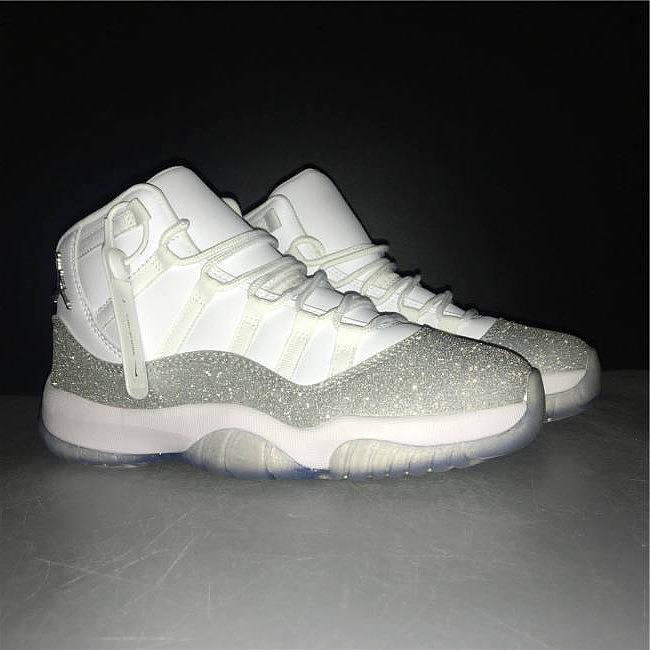 Air Jordan 11 Retro White Metallic Silver  - 1