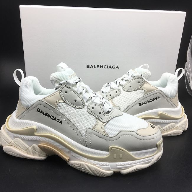 Balenciaga Triple S All White - 1