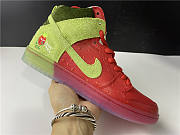 Nike SB Dunk High Strawberry Cough - 3