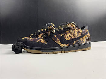 Nike Dunk SB Low Pushead 2 