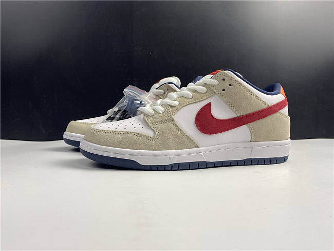 Nike SB Dunk Low Crimson  - 1