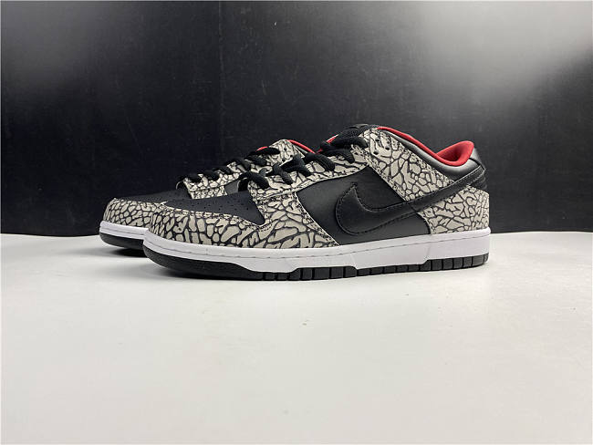 Nike Dunk SB Low Supreme Black Cement - 1