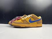 Nike SB Dunk Low Newcastle Brown Ale - 1