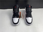 Air Jordan 1 Mid GS Chicago Bulls 554725 075 - 4