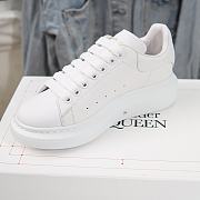 Alexander McQueen Oversized White - 3