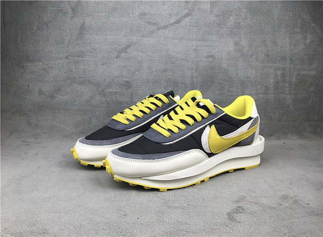 Undercover x Sacai x Nike LD Waffle 2.0  DJ4877-001 - 1