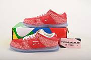 Nike Dunk SB Low Stingwater Magic Mushroom  - 2