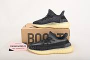 adidas Yeezy Boost 350 V2 Carbon  - 3