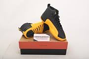 NIKE AIR JORDAN 12 UNIVERSITY GOLD - 3