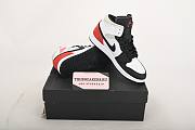 Air Jordan 1 Mid SE White Black Red Spruce BQ6931-100  - 5