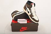 Air Jordan 1 Retro High x Travis Scott Mocha CD4487-100 - 6