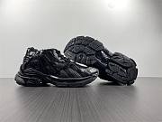 Balenciaga Runner Black 656063W3RA11000  - 5