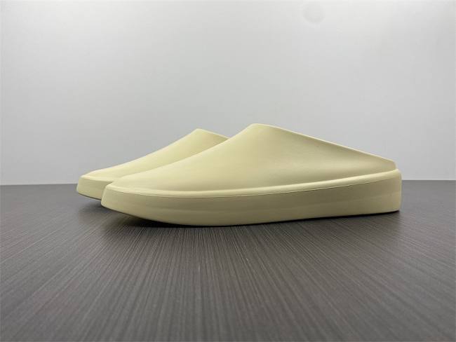 Nike Fear of God The California Slip-On Cream - 1