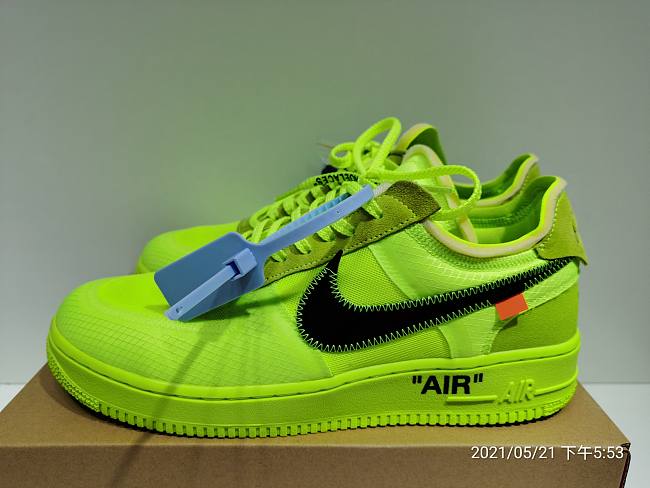 NIKE AIR FORCE 1 x OFF- WHITE VOLT AO4606-700 - 1