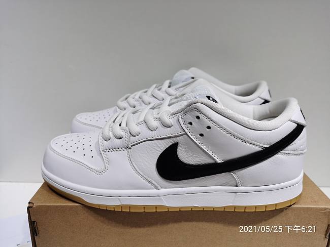 Nike SB Dunk Low Orange Label White Black CD2563-100 - 1