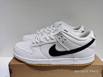 Nike SB Dunk Low Orange Label White Black CD2563-100