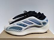 adidas Yeezy Boost 700 V3 Kyanit GY0260 - 1