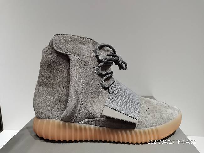 adidas Yeezy Boost 750 Light Grey Glow In the Dark  - 1