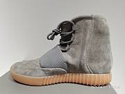 adidas Yeezy Boost 750 Light Grey Glow In the Dark  - 4