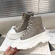 Alexander McQueen Tread Slick Low Lace Up Boots Grey - 2