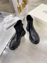 Alexander McQueen Wander Chelsea Boot Black 666368WHZ841000 - 2