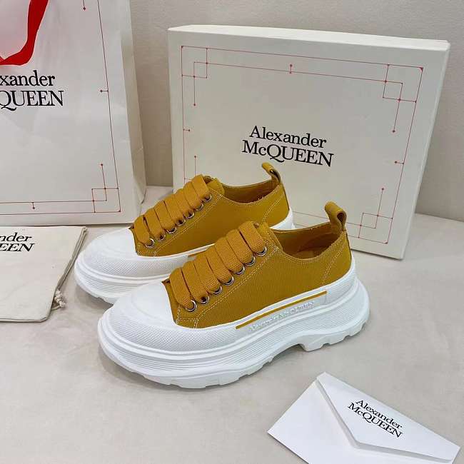 Alexander McQueen Tread Slick Lace Up Yellow - 1