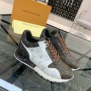 Luis Vuitton Run Away Sneaker White Brown - 3