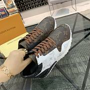 Luis Vuitton Run Away Sneaker White Brown - 6