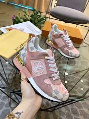 Luis Vuitton Run Away Sneaker Pink - 1