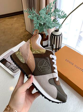 Luis Vuitton Run Away Sneaker