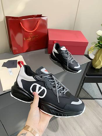 Valentino Vlogo Sneaker Black