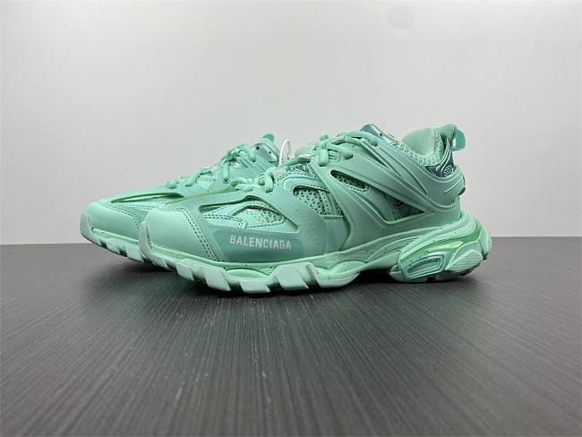 Balenciaga Track Recycled Sole Green 542436W3FE33000 - 1