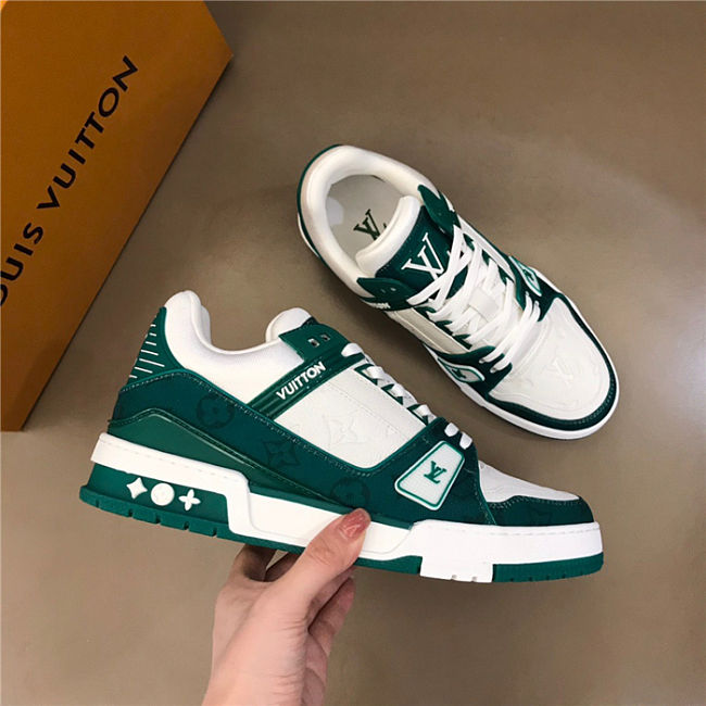 Louis Vuitton Trainer Sneaker Green - 1