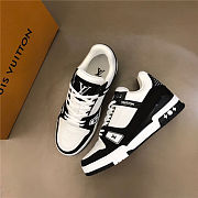 Louis Vuitton Trainer Sneaker Black White - 5