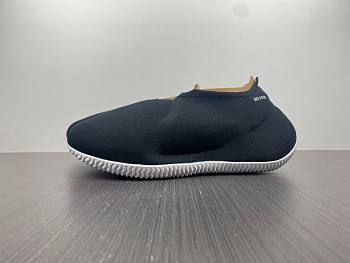 adidas Yeezy Knit RNR Black GW5354