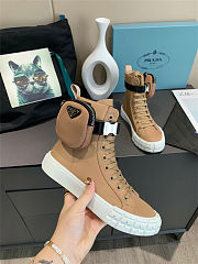 Prada Wheel Cassetta high-top Boots Beige - 4