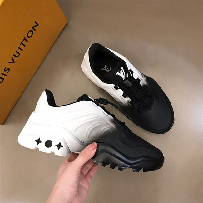 Louis Vuitton Millenium sneaker Black White - 1