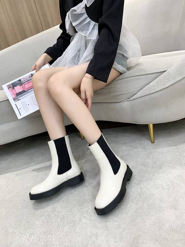 Givenchy Chelsea boots White Black - 1