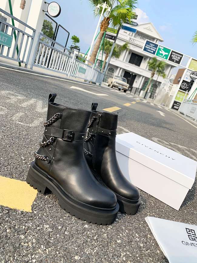 Givenchy Terra Ankle Boots Black - 1