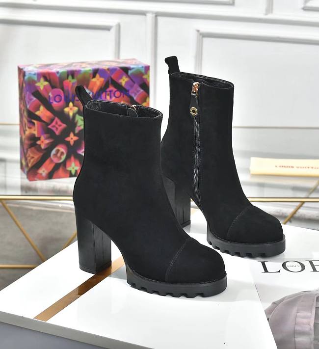 Louis Vuitton Silhouette ankle boot Black - 1