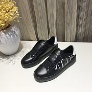 Valentino Garavani Open Sneaker VLTN logo print Black white - 4