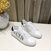 Valentino Garavani Open Sneaker VLTN logo print White Black - 1