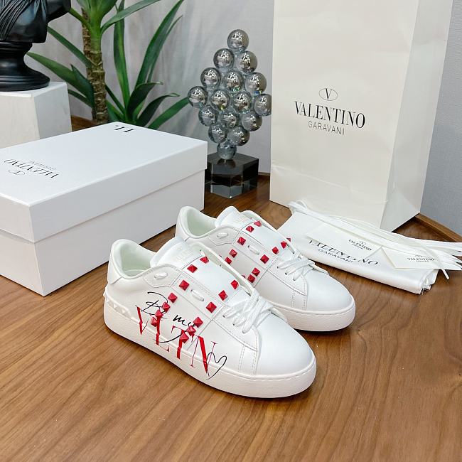 Valentino Garavani Open Sneaker VLTN logo print White Red 