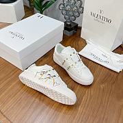 Valentino Garavani Open Sneaker VLTN logo print White Gold 