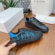 Valentino Garavani Open Sneaker with VLTN logo print black blue - 3